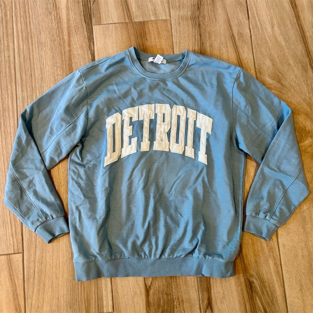 RSQ Detroit Crewneck Sweatshirt Size S Blue Applique Varsity